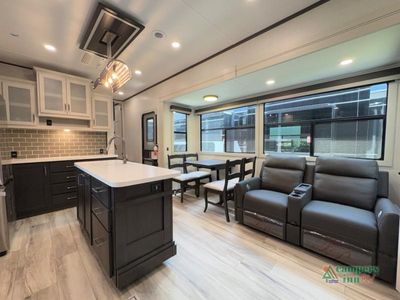 2026 Keystone RV Avalanche — photo 11 view