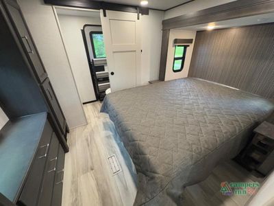 2026 Keystone RV Avalanche — photo 29 view