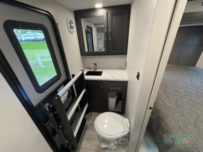 2026 Keystone RV Avalanche — photo 33 view