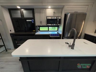 2026 Keystone RV Avalanche — photo 14 view