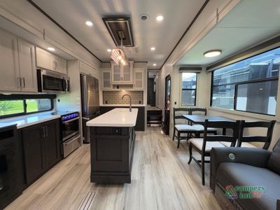 2026 Keystone RV Avalanche — photo 12 view