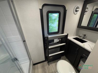2026 Keystone RV Avalanche — photo 28 view