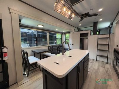 2026 Keystone RV Avalanche — photo 9 view