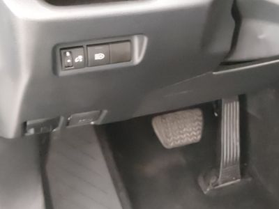 2023 Toyota RAV4 - Photo 13