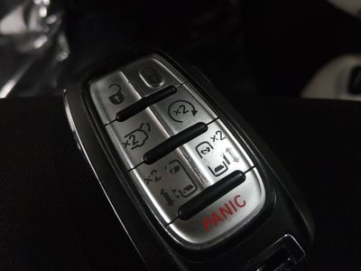 2023 Chrysler Voyager - Photo 15