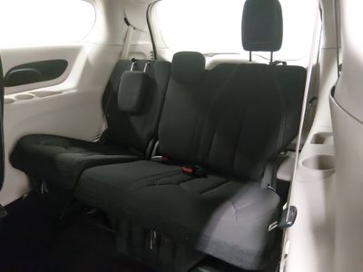 2023 Chrysler Voyager - Photo 17