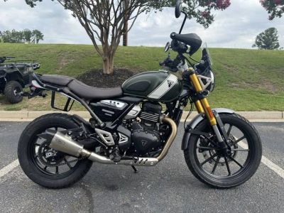 2025 Triumph SCRAMBLER — front three-quarter view