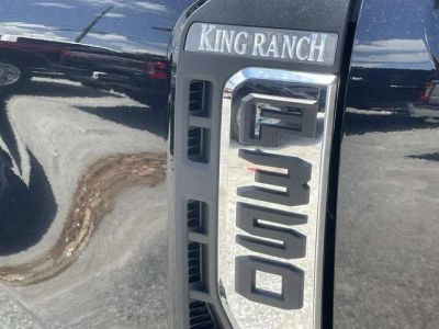 2025 Ford F-350SD - Photo 23