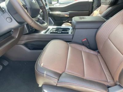 2025 Ford F-350SD - Photo 16