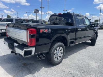 2025 Ford F-350SD - Photo 3