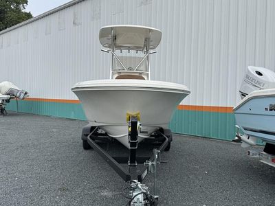 2024 Pioneer Boats Islander 202 - Photo 3