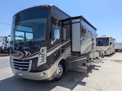 2015 Thor Motor Coach Challenger — rear three-quarter view