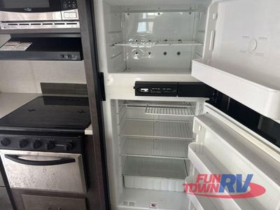 2018 CrossRoads RV Sunset Trail Super Lite - Photo 11