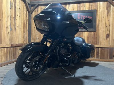 2018 Harley-Davidson Road Glide Special - Photo 3