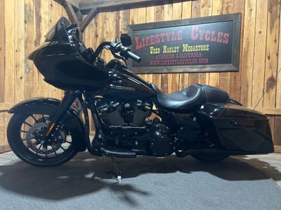 2018 Harley-Davidson Road Glide Special - Photo 2