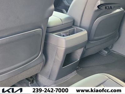 2027 Kia Telluride Hybrid - Photo 14