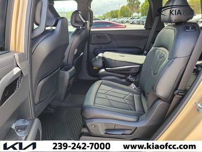 2027 Kia Telluride Hybrid - Photo 13