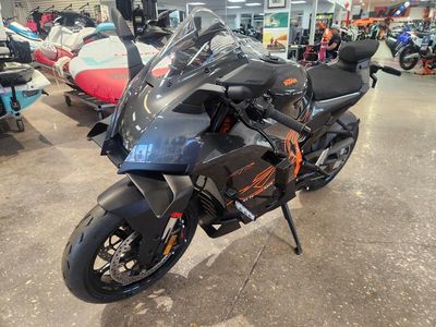 2026 KTM 990 RC R - Photo 6