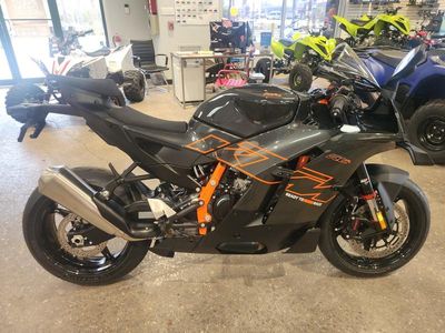 2026 KTM 990 RC R - Photo 2