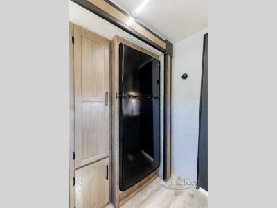 2025 Keystone RV Springdale - Photo 11