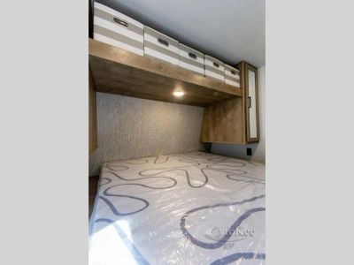 2025 Keystone RV Springdale - Photo 17