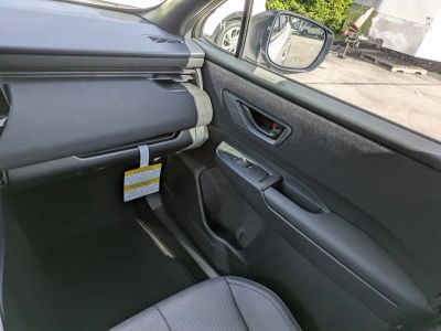 2026 Subaru Outback — photo 14 view