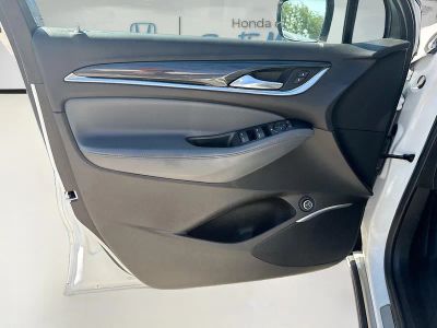 2022 Buick Enclave — photo 20 view