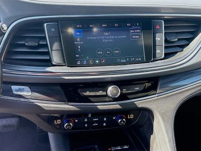 2022 Buick Enclave — photo 12 view