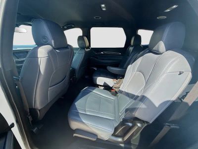 2022 Buick Enclave — photo 24 view
