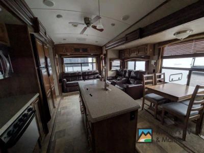 2015 Keystone RV Montana High Country - Photo 8