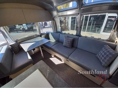 2025 Airstream Flying Cloud - Photo 11