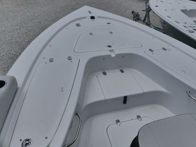 2026 Sea Pro 230 Bay — photo 14 view