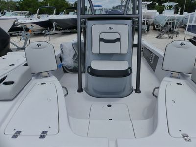 2026 Sea Pro 230 Bay — photo 15 view
