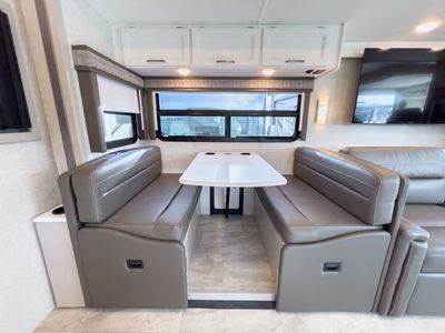 2025 Thor Motor Coach WINDSPORT - Photo 15