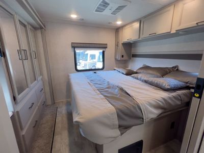 2025 Thor Motor Coach WINDSPORT - Photo 16