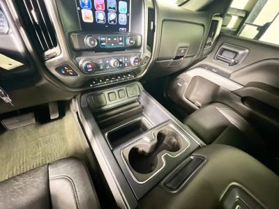 2018 Chevrolet Silverado 2500HD — photo 21 view