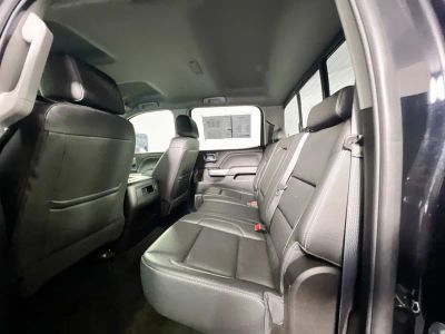 2018 Chevrolet Silverado 2500HD — photo 24 view