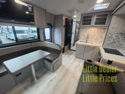 2026 Coachmen RV Entourage - Photo 9