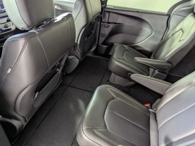 2026 Chrysler Pacifica — photo 17 view