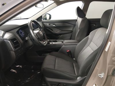 2025 Nissan Rogue - Photo 19