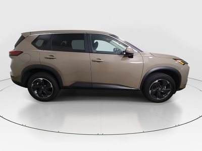 2025 Nissan Rogue - Photo 8