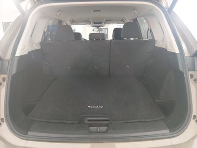 2025 Nissan Rogue - Photo 11