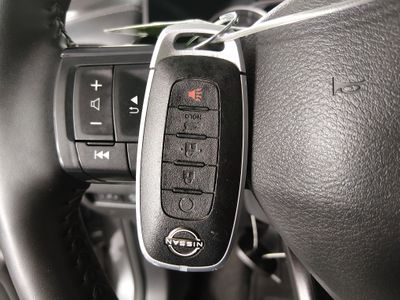 2025 Nissan Rogue — photo 15 view