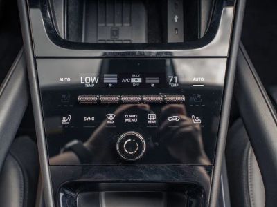 2024 Porsche Cayenne Coupe — photo 30 view