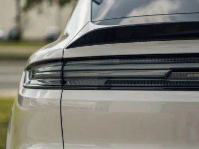 2024 Porsche Cayenne Coupe — photo 11 view