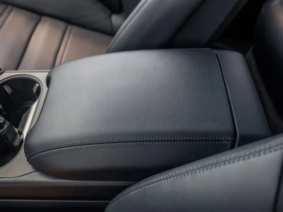 2024 Porsche Cayenne Coupe — photo 31 view
