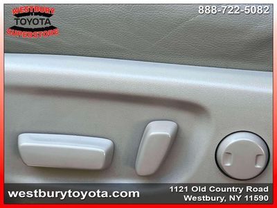 2017 Toyota Sienna - Photo 19