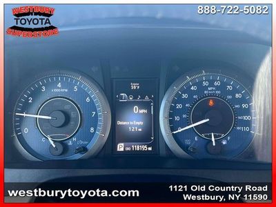 2017 Toyota Sienna - Photo 26