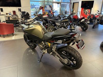 2025 Ducati Multistrada V2 S Storm Green - Photo 4