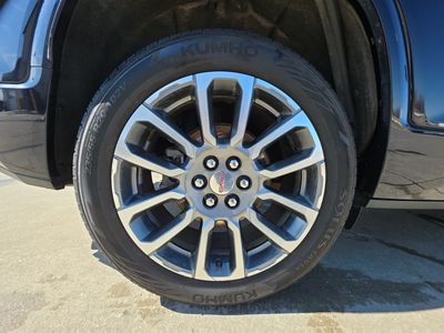 2021 GMC Acadia - Photo 16